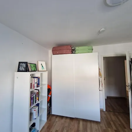 Cozy In A Shared Flat Just For Ladies